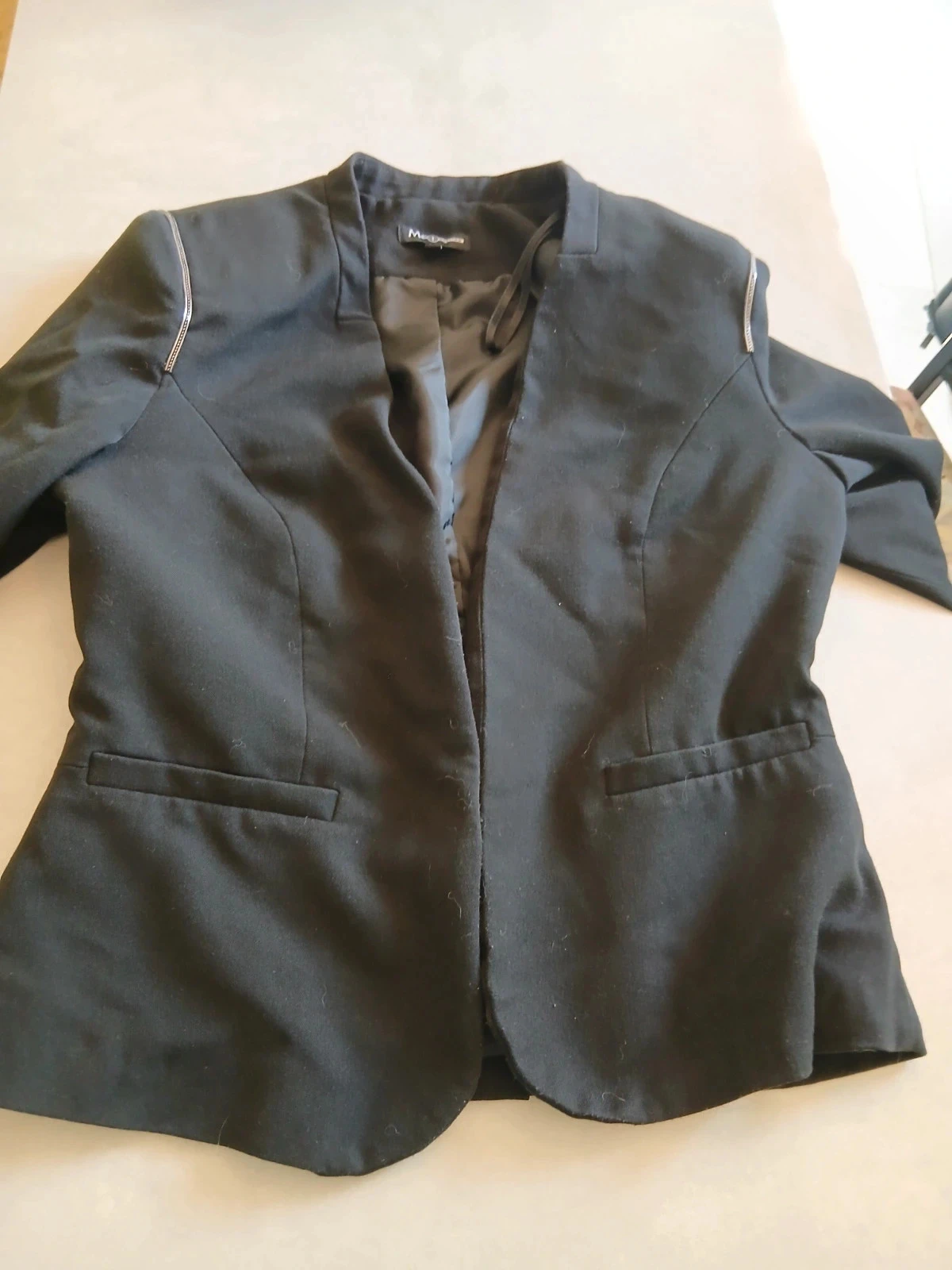 Veste noire chic M by Mosquitos - Détails argentés - Taille 38